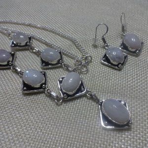 Gorgeous "RAINBOW MOONSTONE" Handmade 20" Necklace & Dangle Earrings #132B